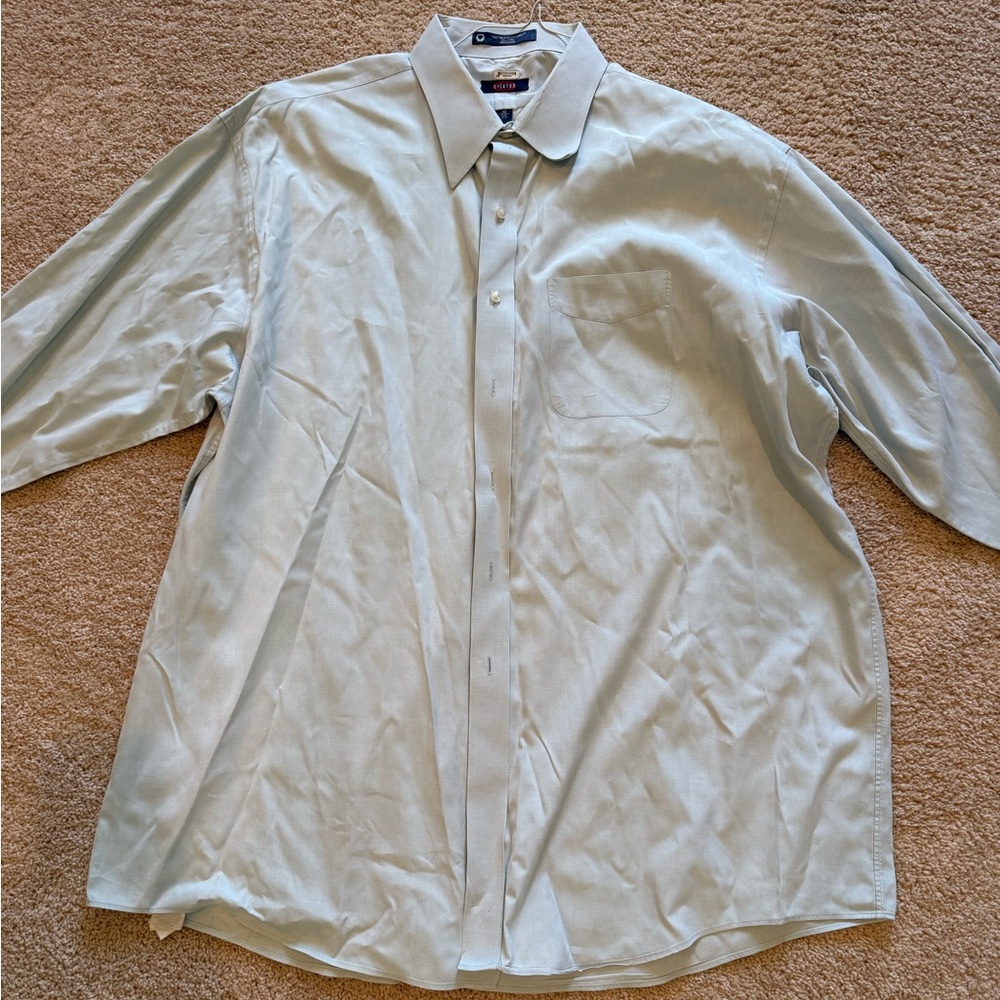 Overton Dress Pale Green Button Down Shirt with Long Sleeves